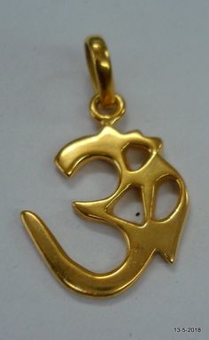 "ethnic sterling silver gold vermeil gold gilded om sign amulet pendant necklace from rajasthan india. great handmade design, good for jewelry collection. weight - 6 grams height max - 4 cm(1.57\") width max.- 2.2 cm(0.86\") Material - sterling silver gold plate on top." Symbolic Yellow Gold Jewelry For Puja, Gold Engraved Temple Necklace For Festivals, Gold Temple Necklace With Round Pendant For Festivals, Spiritual Gold Temple Necklace For Festivals, Gold Spiritual Temple Necklace For Diwali, Festival Gold Engraved Temple Necklace, Spiritual Gold Jewelry For Diwali, Gold Jewelry Pendant For Diwali, Spiritual Gold Temple Necklace In Brass