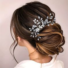 Cross-border hot-selling bridal headdress pearl rhinestone hair comb wedding dress style plate hair Wedding Hairstyles For Mother Of Bride, Hairstyles For Mother Of Bride, Wedding Hairstyles For Mother, Bridal Hair Decorations, Pearl Hair Piece, Boho Bridal Hair, Bridal Hair Combs Pearl, Prom Hair Accessories