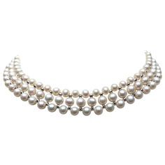 This woven white pearl necklace with 14k white gold faceted beads and sliding clasp glitters beautifully. This classic necklace is handmade by Marina J. with 14k white gold faceted beads and glowing white pearls woven together in an elegant design. An 8th of an inch wide and 16 inches long, this necklace lays gracefully, with a slight curve in the necklace, to fit best along the natural curve of the neckline. The sliding clasp is 14k white gold, easy to use, and secure once in place. This neckla Pink Pearl Necklace, Bridal Pearl Necklace, Rose Gold Pearl, Woven Necklace, Emerald Bead, White Pearl Necklace, Aquamarine Beads, Cultured Pearl Necklace, Gold Bead Necklace