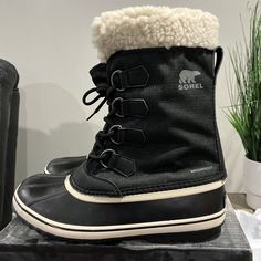 Box Is Damaged. Boots Are Be W. 12000 Sorel Winter Carnival, Winter Carnival, Sorel Winter, Sorel Womens, Sorel Shoes, Black Stone, Winter Rain, Snow Boots, Rain Boots