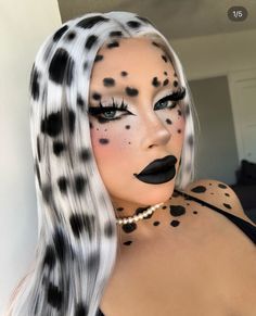 Makeup Emo, Holloween Makeup, Animal Makeup, Different Makeup Looks, Hot Halloween Outfits, Skeleton Makeup, Cruella Deville, Pinterest Makeup