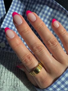 dark pink French tip nails Basic Manicure, Pink French Tip Nails, Rounded Acrylic Nails, Pink French Manicure, Pink Tip Nails, Pink French Tip, Barbie Look, Pink French Nails, Pink Chrome Nails