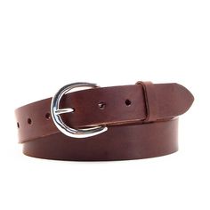 To choose your buckle, make a selection from the drop-down menu, and the picture will change to match. Our Classic 1 1/4" Real Leather belt is designed to become an indispensable  everyday wardrobe staple. This full grain leather belt is a truly versatile width - 1 1/4" - not too wide, not too narrow, it will fit most belt loops for trousers and jeans. The fine Italian leather is approximately 3.5 mm thick, the belt will move with you and the buckle can be removed and exchanged enabling it to be Womens Belt, Tan Belt, Mens Belt, Vegetable Leather, Classic Brown, Belt Pouch, Brown Leather Belt, Suspender Belt, Classic Leather