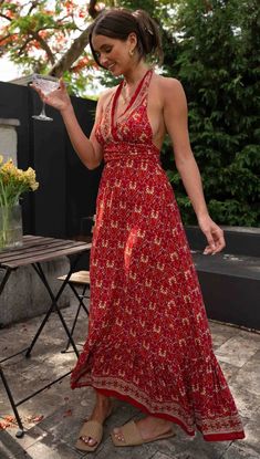 Details: Halter neckline Boho floral print Backless Midi dress FIT:Regular fit Non-Stretch through fabricStandard sizingCotton&PolyesterSize Available: Size Length Bust inch cm inch cm S 47.2 120 33 84 M 47.7 121 34.6 88 L 48 122 36.2 92 XL 48.4 123 37.8 96 Backless Midi Dress, Tan Flats, Red Tone, International Clothing, Mini Dress Formal, Halter Maxi Dress, Halter Maxi, Burgundy Floral, Halter Maxi Dresses