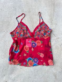 "Vintage Y2K 2000s Josie top. Red with super pretty floral pattern. Sheer and flowy material. Also has adjustable straps. Marked a size small, see measurements below. In great condition.  Measurements: P2P/ 15\" Waist area/ approx 15\" Length/ 16.5\" *Please make sure to check photos, measurements and description prior to purchasing. Feel free to message me with any questions." Red Floral Print Top With Spaghetti Straps, Red Spaghetti Straps Top With Floral Print, Red Floral Print Spaghetti Strap Tops, Red Floral Print Tops With Spaghetti Straps, Red Camisole Top For Vacation, Bohemian Spaghetti Strap Floral Tops, Red Floral Print Cami Top, Bohemian Camisole Top With Floral Print, Bohemian Floral Print Camisole Top