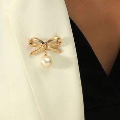 women--bow-brooch Jewels Nails, Bow Trend, Plus Size Y2k, 4 Lifers, Human Rights Lawyer, Luxurious Jewelry, Hair Jewels, Petite Plus Size, Scarf Rings