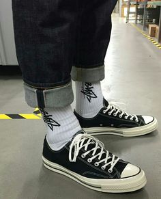 Converse 70s Low Outfit Men, Converse 70s Outfit Men, Converse 70s Outfit, Trendy Boy Outfits, Converse Star, Sneakers Converse, Converse Style