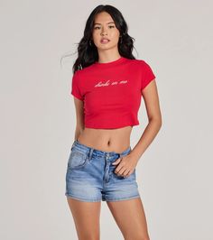 Throwing a summer party? This cute cropped graphic tee is the perfect top for your outfit! Made with stretchy cotton-blend fabric, it features a crew neckline, short cap sleeves, a cropped hem with a form-hugging fit, and a fun screen reading "drinks on me." Style with high-rise jeans for a casual vibe.Fit & FeaturesStretchy cotton-blend fabric"Drinks on me" screenCrew necklineShort cap sleevesCropped hemForm-hugging fitRuns true to size Red Cropped Cotton T-shirt, Trendy Summer Crop Top T-shirt, Summer Graphic Tee Cropped T-shirt With Letter Print, Trendy Red Cropped T-shirt For Summer, Trendy Crew Neck Cropped Shirt For Summer, Summer Cropped Graphic Tee, Trendy Cropped Short Sleeve T-shirt For Summer, Trendy Cropped T-shirt With Short Sleeves For Summer, Casual Crew Neck Summer Crop Top