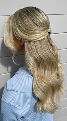 prom hair, prom hairstyles, updo hairstyles, updos for medium length hair Half Up Half Down Prom, Half Up Wedding Hair, Simple Prom Hair