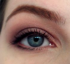 Makeup Looks Soft, Make Up Yeux, Trucco Smokey Eye, Bright Eye Makeup, Eye Makeup Looks, Dramatic Eye Makeup, Eye Eye, Dramatic Makeup, Dramatic Eyes