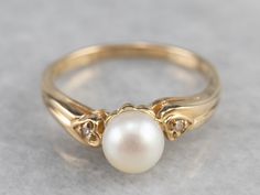 Vintage Pearl Ring, Aquamarine Cocktail Ring, Pearl Wedding Ring, Pearl Rings Vintage, Two Sweet, Fluid Design, Pearl And Diamond Ring, Gold Rings Fashion