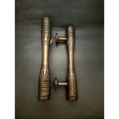 ITEM DESCRIPTION :. 9.64" inches of 2 Pieces Vintage Egypt Carved Solid Brass Classic Victorian Door Handle Pull Cabinet Drawer Dresser Handle Pulls ▪ Total item on sale offer : pair or 2 pcs (include 8 pcs screws / bolts like on pictures). ▪ Condition : UNUSED. ▪ Material : SOLID BRASS. ▪ Measurements : Length : 9.64" inches (245mm) x Width Center Handle : 0.78" inch (20mm), Width End : Ø1.57" inches (Ø40mm), Diameter Round Base : 1.96" inches(50mm). Door Handle Brass, Entry Door Handle, Vintage Egypt, Main Door Handle, Brass Door Handle, Egyptian Motifs, Entry Door Handles, Curtain Tie Back Hooks, Antique Door Knobs