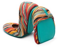 Reminiscent of L.A.’s picturesque Sunset Blvd, Sunset Stripe Vegan Tieks are one of our most vibrant styles. Their unique, European fabric shows off a kaleidoscope of colors, sure to add a splash of life to any outfit. Tieks Ballet Flats, Tieks Shoes, Gold Glam, Designer Flats, Pink Ballerina, Vegan Fashion, Leather Ballet Flats, Ballet Flat Shoes, Leather Flats