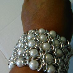 This New With Tags Pearl And Silver Chain Bracelet Is Stunning On And Would Look Great On Your Wedding Day. Smoke Free And Animal Free Home. Thank You For Visiting My Closet And Feel Free To Make An Offer Or Bundle 2 Or More Items For Better Discounts. Silver Metal Pearl Bracelet With Chain, White Pearl Bracelet With Chain Detail, White Pearl Bracelet With Chain, Silver Pearl Chain Bracelet For Wedding, White Pearl Chain Bracelets For Party, White Chain Bracelet For Party, Elegant White Silver Chain Bracelet, White Metal Jewelry With Extender, White Metal Chain Bracelet