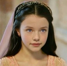 Elf Face Claim, Baratheon Face Claim, Velaryon Face Claim, Targaryen Child, Elf Face, Hairstyle Examples, The White Princess, Fairy Tail Girls