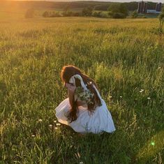 Katie Core Aesthetic, Cottage Core Photoshoot, Aesthetic Cottage, Hazel Green, Spring Park, Pre Raphaelite, After The Storm, Little Cottage