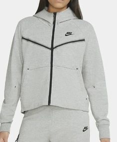 Nike Jumpera, Nike Tech Fleece Black Grey, Tec Fleece Nike, Nike Tech Fleese, Nike Grey Hoodies, Nike Tech Fleece Womens Drip, Nike Zip Hoodie Grey, Cheap Nike Sportswear Sweatshirt, Ensemble Nike Fleece