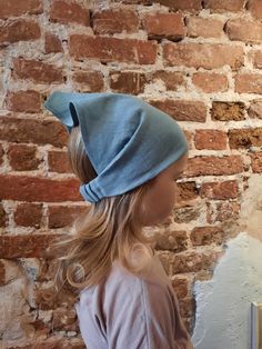 🎁Description. Linen headband with elastic in the back. It cover head from sun. It is comfortable to wear it all day along, because linen is breathable. 🎁 Composition. 100% softened Europian linen.  🎁Size. *For girls 3+ years & women - fits for head 50-54cm because of the elastic in the back. * For women, fits head 54-58cm because of elastic in the back. 🎁Color. Peppermint color, but we have more colors. Please check the listing gallery. 🎁Care. You can keep the headband clean very easy, just wash it in the washing machine 🎁 Order procesing. Your order will be made for you in max 1 week & after will be shipped to you. Cotton Headscarf For Summer, One Size, Linen Headband, Scarf Kids, Triangle Head, Head Bandana, It Cover, Summer Hair Accessories, Kids Head, Multicolor Cotton Headscarf, One Size