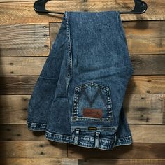 Bnwot Wrangler Retro High Rise Trumpet Flares 26x32 Flare Jeans Wrangler, School Clothes, Christmas Inspo, Fit Ideas, Wrangler Jeans, Dream Clothes, School Outfits, Christmas List, Flare Jeans