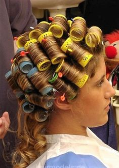 Hair With Rollers, New Perm, Bob Haircut Curly, Wet Set, Hair And Beauty Salon