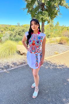 Women's Dress Short Mexican Embroidered Dress Floral Dress - Etsy Mexican Party Dress, Latina Dress, Mexican Clothing, Embroidered Summer Dress, Traditional Mexican Dress, Mexican Embroidered Dress, Party Dress Classy, Mexican Outfit, Mexican Dress