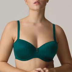 Preformed balcony bra with padded cups and a horizontal cut. Jasper Green is an intense emerald green with a touch of elegance. A shimmery striped pattern gives this color a stylish, wintry glow, while the blue undertones are flattering to both dark and light skin tones. Mousse Cups, Swimsuit Sale, Balcony Bra, Light Skin, Swimwear Sale, Shop Swimwear, Bra Lingerie, Sport Shorts, Swim Shorts