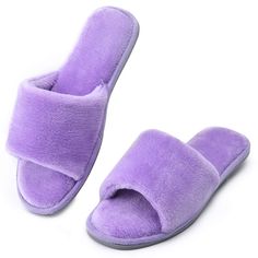 PRICES MAY VARY. 【IDEAL WOMEN'S SLIPPERS SUMMER】The upper and lining of slippers for women indoor is made of flannel, which is soft but without upset fur shedding. Open toe home slippers women could wick moisture away to keep your feet refreshing and dry. Open design womens house slippers is easy to slip on and off which is perfect for hot days which is breathable and cool. 【THICK MEMORY FOAM CUSHION】Insole of indoor slippers for women open toe is constructed with high elastic memory foam that h Womens Bedroom, Home Slippers Women, Toe Slippers, Bedroom Slippers, Slippers Summer, Open Toe Slippers, Woman Bedroom, Soft Slippers, Winter Slippers