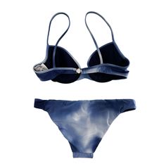 Beautiful and attractive two-piece bikini swimsuit CHANEL DE PASARELA Spring / Summer collection 2018. The bikini is very elegant in colors Blue in shades and turquoise. The closure of the bra is silver with fine pearls. It has a piece of fabric if you need an adjustment or modification. Condition: Brand New Comes with: Dustbag Exterior: Stretch Jersey Colour: Blue / Turquise Size: 40 Item not refundable Swimsuit Chanel, Chanel Cardigan, Ysl Shoes, Jimmy Choo Sunglasses, Spring Summer Collection, Dior Shoes, Blue Turquoise, Turquoise Blue, Dior Bag