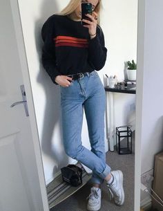 sweater door grunge 90s style 90s grunge nike nike air force 1 jeans belt clothes plants shoes Moda Ulzzang, Air Force 1 Outfit, Hairstyle Hairstyle, Hairstyle Names, Vintage Business, 90s Outfit, Foto Poses, Mode Inspo, Winter Mode