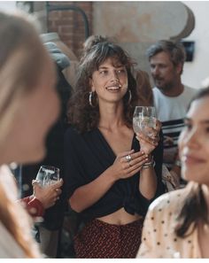 Spanish Woman, Estilo Hippy, French Women, Inspiration Mode, Beautiful Hair, Beautiful People, Hair Inspiration, Boho Fashion