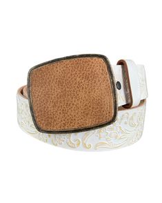 The tan leather belt buckle is designed with a rustic antique brass finish and high quality leather. The belt is not included but may be purchased for an additional cost. The buckle fits belts up to 1 1/2 inches or 38 mm wide.  Buckle dimensions are 3 1/8 inches x 2 inches. Every buckle is packaged in an organza bag which is great for gift giving or storage. Cowgirl Belt, Cowboy Belt Buckles, Chic Fashionista, Tan Leather Belt, Leather Belt Buckle, Handmade Leather Belt, Brass Belt, Brass Belt Buckles, Western Belt Buckles