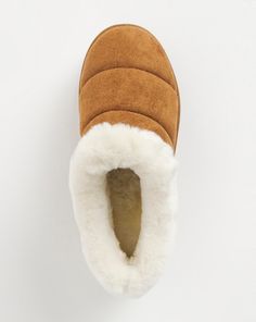 Stay cosy this winter with our new platform slipper boots, with a super soft lining you can stay warm and stylish. Upper has suede look with pull tab for easy access and quilting detailing. Perfect for every day winter looks. Platform Slippers, Simply Be, Slipper Boots, Winter Looks, Pull Tab, Mule, Stay Warm, Easy Access, Quilting