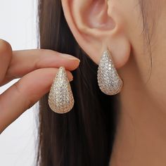 ZAKOL Shiny Micro Paved Zirconia Big Water Drop Stud Earrings For Women Luxury Wedding Banquet Party Luxury Jewelry Earrings, Water Shape, Wedding Party Accessories, Chunky Earrings, Stud Style, Sparkling Water, Gold Drop Earrings, Girls Jewelry, Copper Earrings