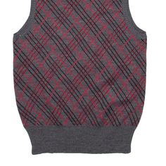 Item is in good used condition. Contains 50% wool. >Size: XXS >Armpit To Armpit: 15" >Armpit To Cuff: N/A" >Collar To Hem: 20" Fitted Wool Knitted Top, Fitted Knit Vest For Winter, Fitted Sleeveless Sweater Vest For Winter, Fitted Sleeveless Gray Sweater Vest, Casual Fitted Wool Sweater Vest, Casual Wool Sleeveless Vest, Casual Wool Sleeveless Sweater Vest, Sleeveless Argyle Sweater Vest For Winter, Fitted Knit Sweater Vest For Winter