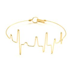 heartbeat bracelet..hah i want this when i'm a cardiac nurse Heartbeat Bracelet, Ipad Notebook, Fran Fine, Notebook Bag, Designer Bracelets, Special Clothes, Macbook Air Pro, Dainty Chain, Chain Bracelets