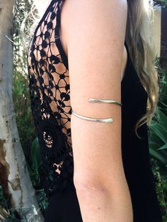 Silver Arm cuff, upper arm bracelet, Armlet, arm cuff, Boho, Gypsy, Adjustable, boho arm cuff, Sexy, Beach, Party. Gift for her, chic, SALE! Silver Arm Cuff, Upper Arm Bracelet, Arm Bracelets Upper, Arm Bracelet, Arm Bracelets, Upper Arms, Arm Cuff, Beach Party, Silver Wire