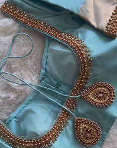 Modern Aari Work Designs, New Aari Work Blouse Designs 2023, Arri Work Blouse Designs Wedding, Heavy Bridal Aari Work Blouse Design, Blose Hands Designs Latest, Aari Blouse Designs Latest Simple, Ariwork Blouse Design Latest, Ariwork Blouse Designs, Aari Beads Work Blouse