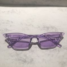 Lila Party, Sunglasses For Your Face Shape, Cat Eye Colors, Trendy Glasses, Cute Sunglasses, Cute Glasses