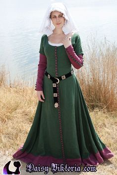 15th Century Gown, Medieval Women Dress, 15th Century Fashion, Gaun Abad Pertengahan, Viking Dress, Medieval Woman