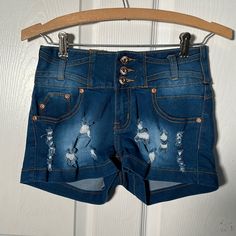 Docefit Nwt Jean Shorts Size 28 (See Measurements) Waist Flat 13” Inseam 2” Rise 8.5” Pm2607 High Waisted Distressed Jeans, Boyfriend Jean Shorts, Tag Jeans, Midi Jeans, Cutoff Jean Shorts, White Denim Shorts, Boyfriend Shorts, Denim Cutoff Shorts, Distressed Jean Shorts