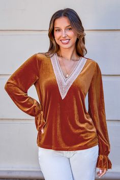 Turn up the volume on your wardrobe. The Burnt Orange V-Neck Poet Sleeve Blouse combines rich color with dramatic sleeves for a look that’s both bold and stylish. Ideal for when you want to catch some eyes. Product code: CAA04B4H046JJ Features:  Woven V-neckline Long poet sleeves Wash Method: Regular Wash Material: 95%POLYESTER,5%SPANDEX. Fall V-neck Blouse With Blouson Sleeves, Fall Long Sleeve Top With Bishop Sleeves, Chic V-neck Top For Fall Party, Chic Fall V-neck Top For Parties, Chic Bell Sleeve Tops For Fall, Long Sleeve V-neck Top For Fall Party, Fall Party Long Sleeve V-neck Top, Fall Blouse With Blouson Bell Sleeves, Fall Blouse With Bell Sleeves And Blouson Detail