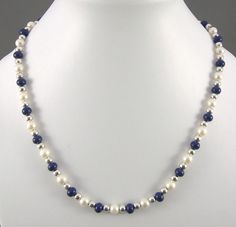 Blue & ivory pearl silver necklace Blue Pearl Necklace, Pearl Silver Necklace, Necklace Patterns, Ivory Pearl, Jewelry Design Necklace, Bead Jewellery