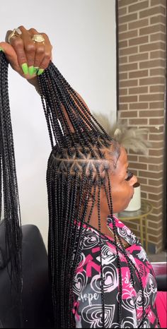 Triangle Parts Knotless Braids, Small Triangle Box Braids, Knotless Box Braids Big Triangle Part, Medium Knotless Box Braids Triangle Parts, Box Braids Triangle Parts, Cornrow Updo Hairstyles, Triangle Hair, Parting Hair