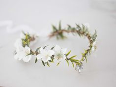 This beautiful flower elven tiara is a lovely accessory, perfect for a party, or wedding.  Head circumference:  one size fits all (adjustable) / fits adults and older children If the crown should fit the baby, after buying please give head circumference Delicate Flower Crown, Elven Flower Crown, Elf Flower Crown, Elf Headpiece, White And Green Flower Crown, Elven Crown, Elven Circlet, Elven Tiara, Crown Fairy