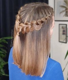 Dutch Braid Styles, Waterfall Hairstyle, Dutch Braid Hairstyles, Side Braid Hairstyles, Bubble Ponytail, Cool Braid Hairstyles, Peinados Fáciles Para Cabello Corto, Pretty Braided Hairstyles, Penteado Cabelo Curto