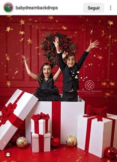 Christmas Family Photoshoot, Photo Backdrop Christmas, Christmas Props