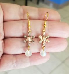 Snowflake Jewelry, Handwritten Gifts, Winter Earrings, Crystal Snowflakes, Gold Snowflake, Aurora Borealis Crystal, Snowflake Earrings, Earrings Christmas, Holiday Jewelry