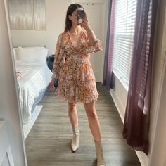 Size: 4/ S Condition: Excellent Pre-Owned Condition, No Flaws To Note. Color: White + Orange Always Open To Offers! Bundle To Save Follow Along @Now_its_vintage On Social Media. Don't Hesitate To Reach Out If You Have Any Q's! Flirty Flowy Floral Mini Dress, Flirty Flowy Midi Dress For Spring, Flirty Spring Mini Dress For Daywear, Spring Brunch Mini A-line Dress, Flowy Flirty Dress For Brunch, Flirty Flowy Dress For Brunch, Flirty Flowy Mini Dress For Daywear, Flowy Floral Mini Dress For Spring, Flowy Floral Mini Dress For Brunch