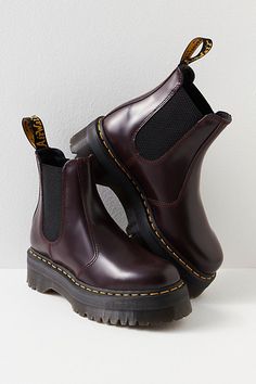 Dr Martens Sweater Dress, Doc Marten Chelsea Boot Dress, Dr Marten Platform Chelsea Boots, Platform Doc Marten Chelsea Boots, Chelsea Boots Uk, Platform Doc Martens Dress, Dr Martens Winter Dresses, Boots Winter 2021/2022, Free People New Frontier Chelsea Boot