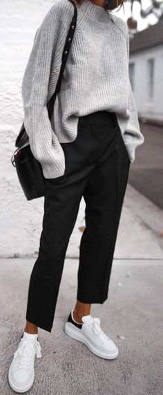 Pullover Outfit, Pants Outfit Casual, Looks Street Style, Black Women Fashion, Casual Black, Mode Inspiration